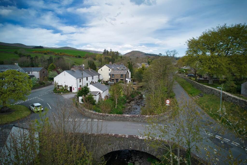 Duddon Luxurious Cottage With Hot Tub, Lake District מראה חיצוני תמונה