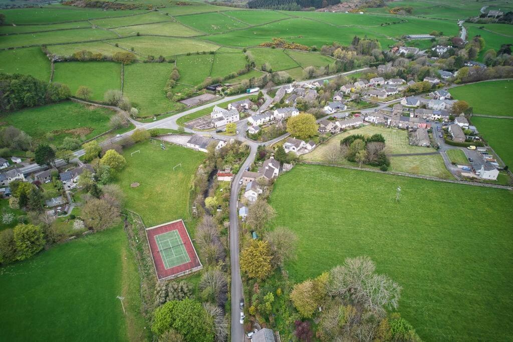 Duddon Luxurious Cottage With Hot Tub, Lake District מראה חיצוני תמונה