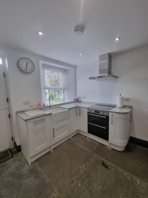 Duddon Luxurious Cottage With Hot Tub, Lake District מראה חיצוני תמונה